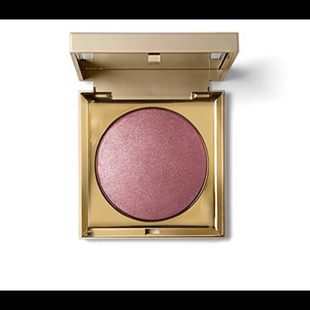 Stila Heaven’s Hue Highlighter